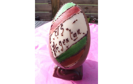 Ballons de Rugby en Chocolat en vente pour la fête des Mères...